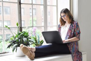 Work at Home Moms' Success: Making Money Online